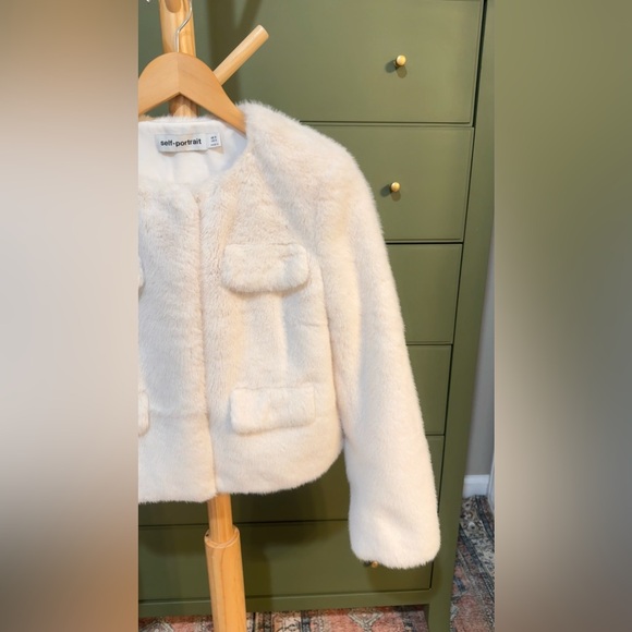 SELF-PORTRAIT CREAM FAUX FUR JACKET, size US 4/ UK 8, brand new, never worn. - Picture 9 of 16